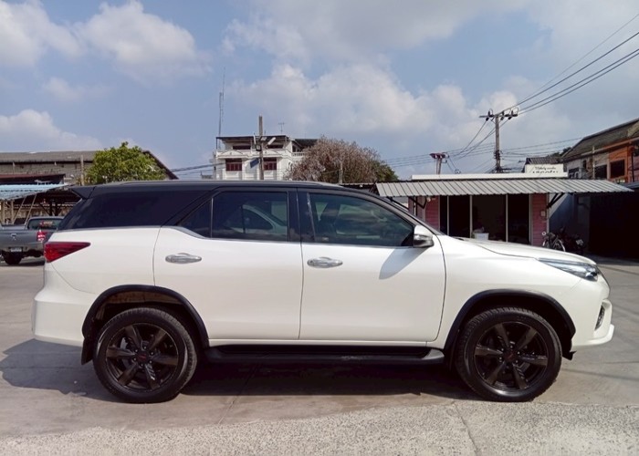 Used 8
                    TOYOTA
                     for Sale Image