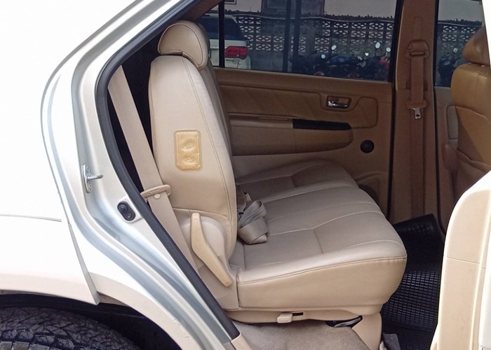 Used 6
                    TOYOTA
                     for Sale Image