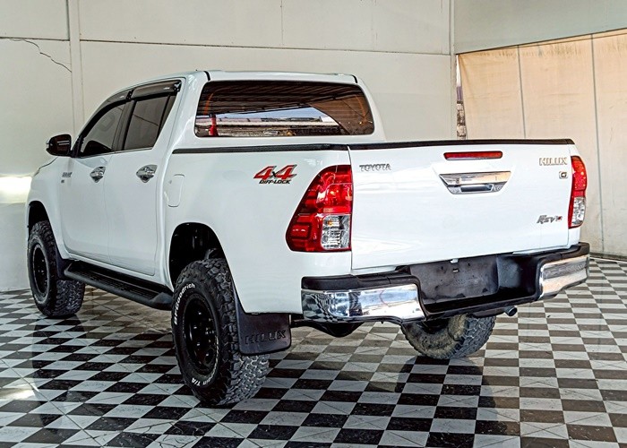 Used 9
                    TOYOTA
                     for Sale Image