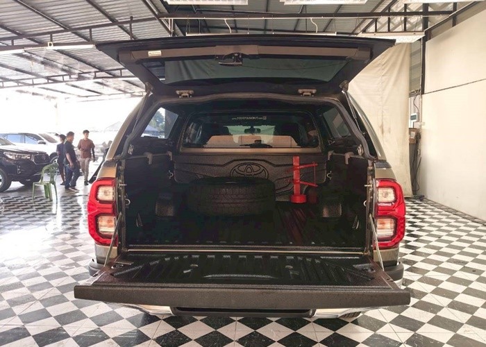 Used 7
                    TOYOTA
                     for Sale Image