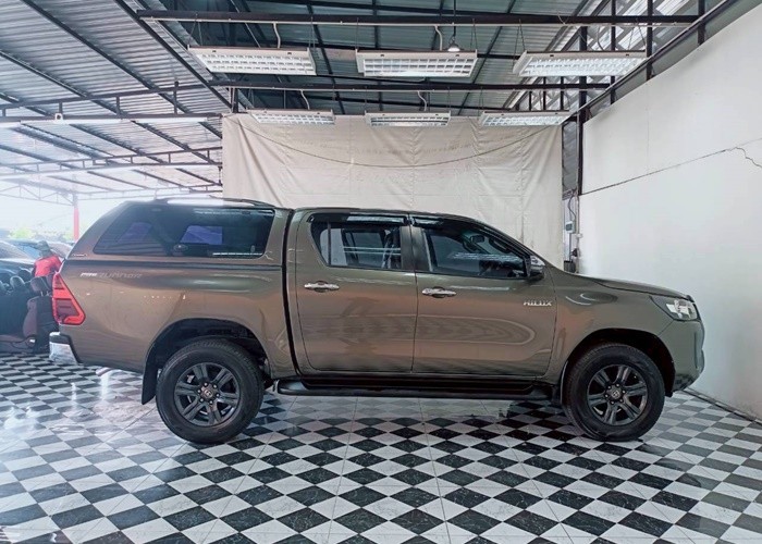 Used 7
                    TOYOTA
                     for Sale Image