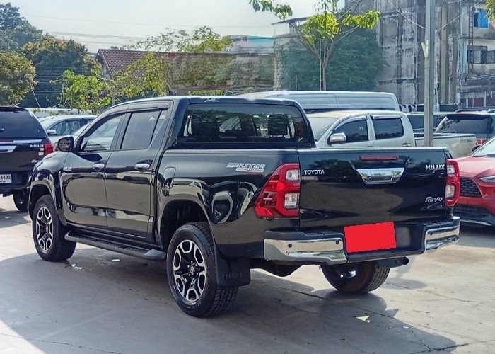 Used 5
                    TOYOTA
                     for Sale Image