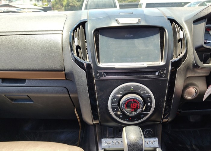 Used 1
                    ISUZU
                     for Sale Image