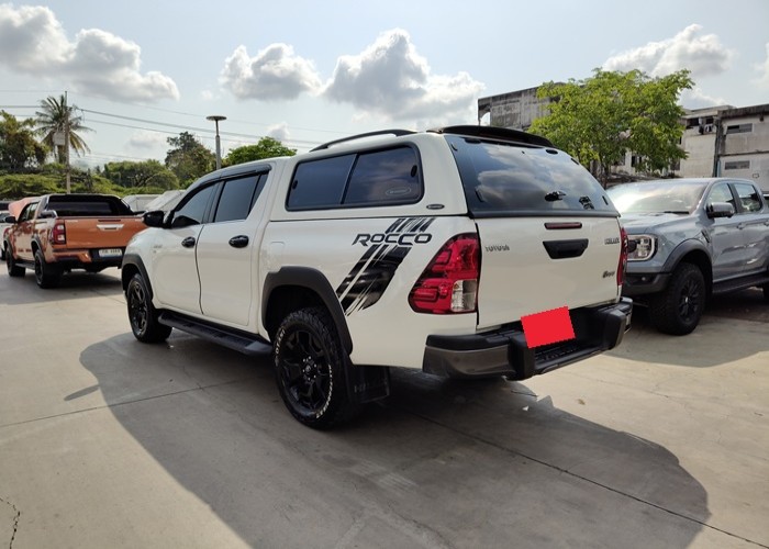 Used 8
                    TOYOTA
                     for Sale Image