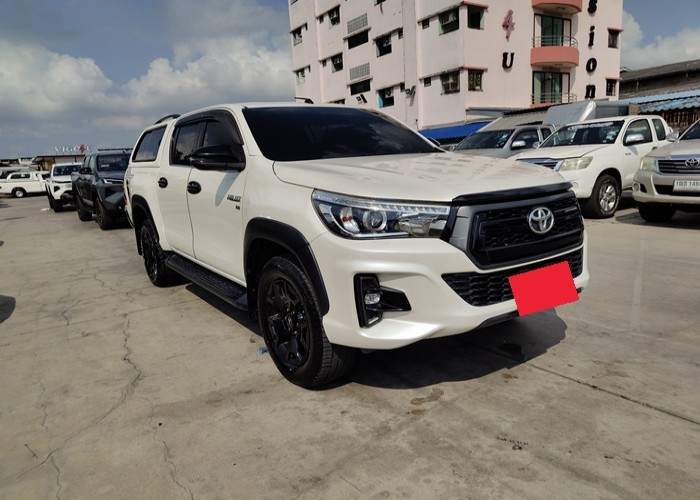 Used 8
                    TOYOTA
                     for Sale Image