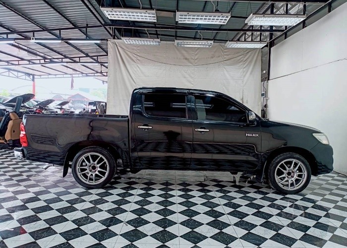 Used 9
                    TOYOTA
                     for Sale Image