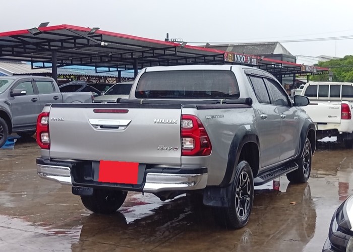 Used 9
                    TOYOTA
                     for Sale Image