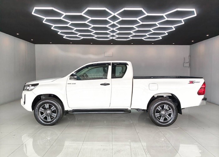 Used 11
                    TOYOTA
                     for Sale Image