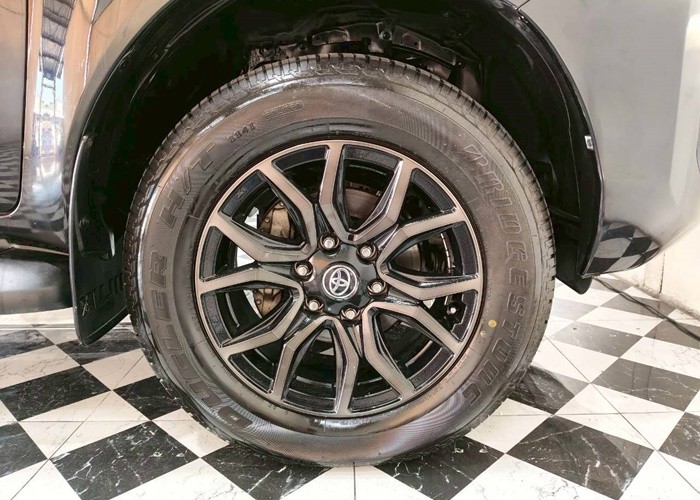 Used 9
                    TOYOTA
                     for Sale Image