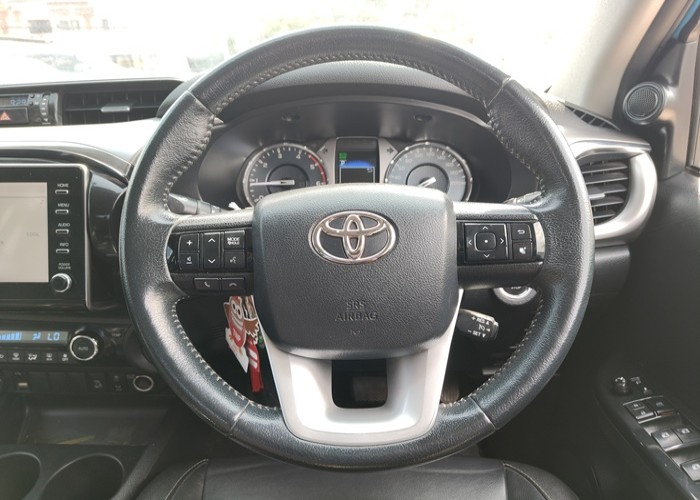 Used 11
                    TOYOTA
                     for Sale Image