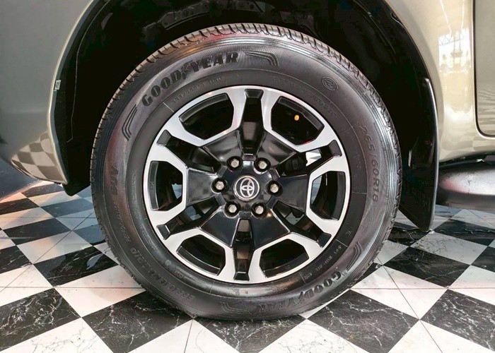 Used 11
                    TOYOTA
                     for Sale Image
