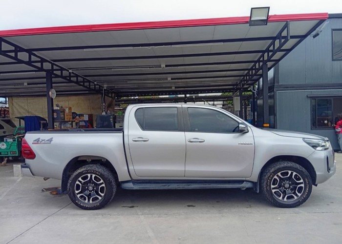 Used 7
                    TOYOTA
                     for Sale Image
