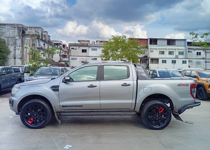 Used 11
                    FORD
                     for Sale Image