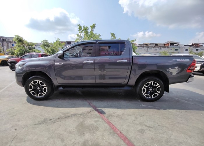 Used 3
                    TOYOTA
                     for Sale Image