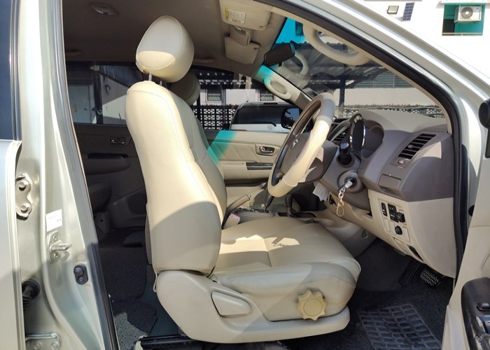 Used 9
                    TOYOTA
                     for Sale Image