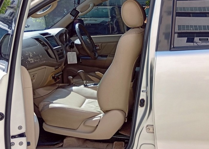 Used 10
                    TOYOTA
                     for Sale Image