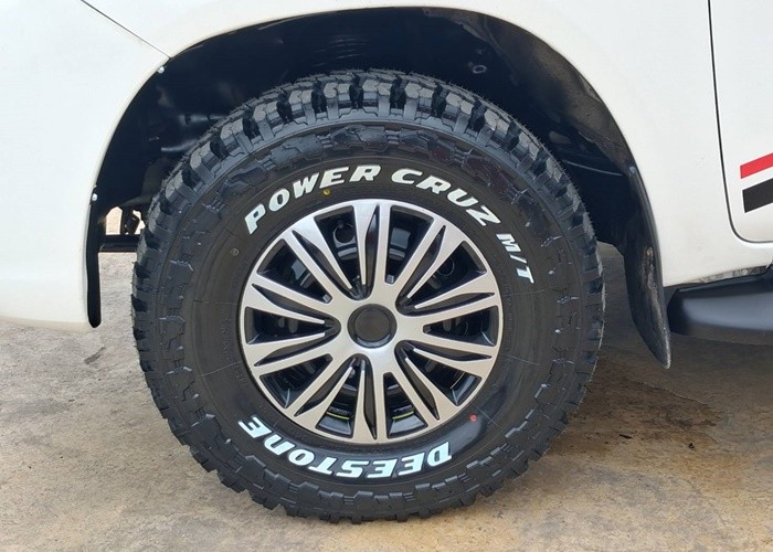 Used 12
                    TOYOTA
                     for Sale Image