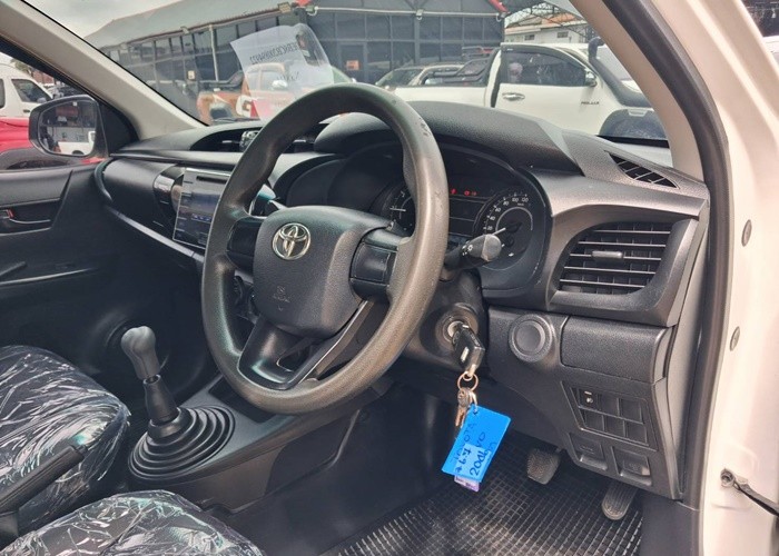 Used 12
                    TOYOTA
                     for Sale Image