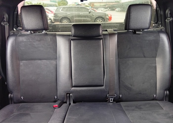 Used 5
                    TOYOTA
                     for Sale Image