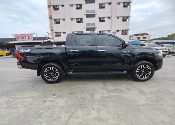 Used 11
                    TOYOTA
                     for Sale Image