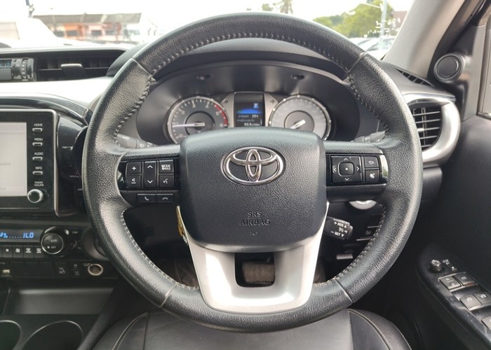 Used 11
                    TOYOTA
                     for Sale Image