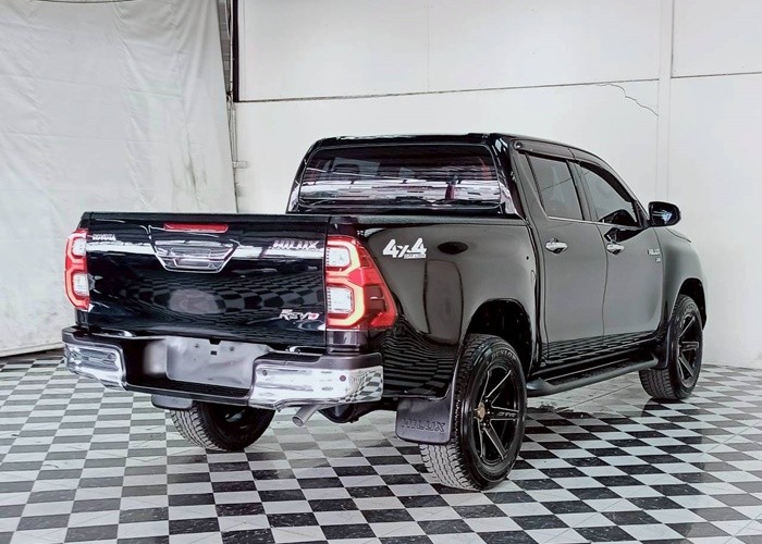 Used 4
                    TOYOTA
                     for Sale Image