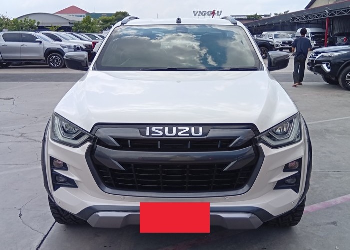 Used 1
                    ISUZU
                     for Sale Image