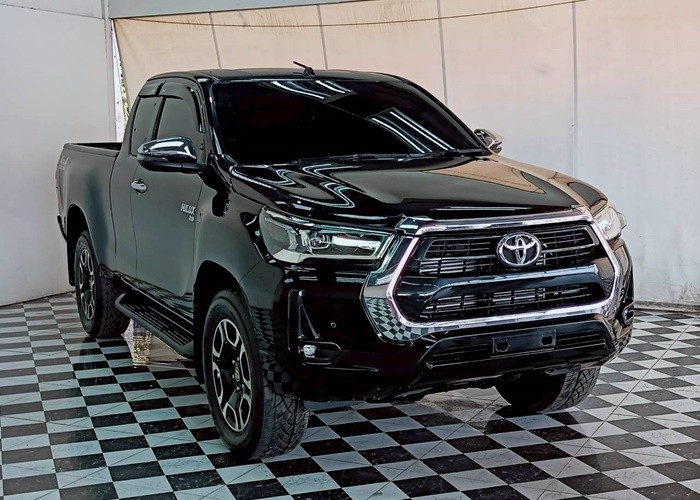 Used 8
                    TOYOTA
                     for Sale Image