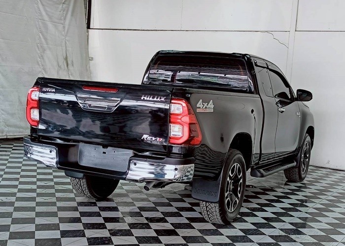 Used 8
                    TOYOTA
                     for Sale Image