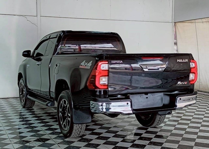 Used 8
                    TOYOTA
                     for Sale Image