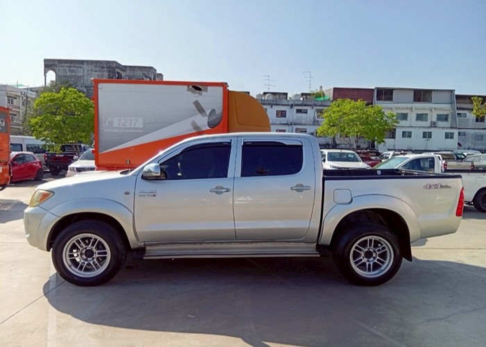 Used 7
                    TOYOTA
                     for Sale Image