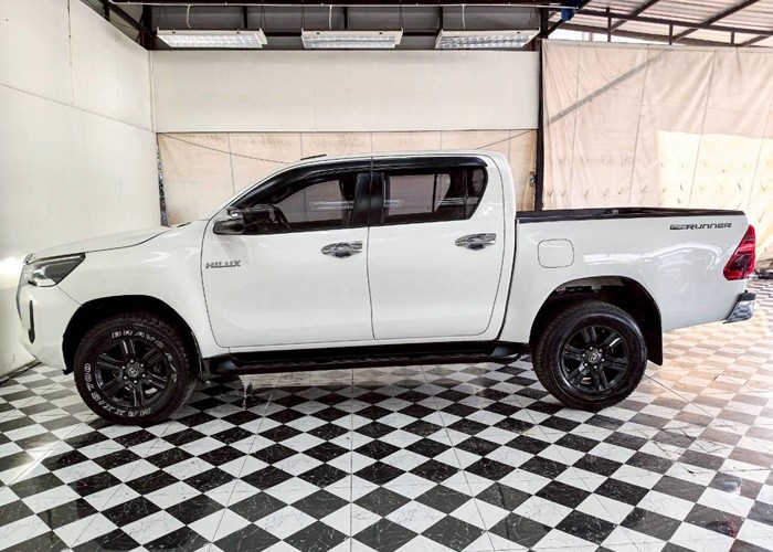 Used 3
                    TOYOTA
                     for Sale Image