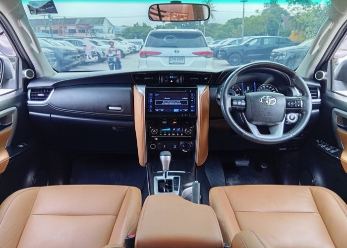 Used 3
                    TOYOTA
                     for Sale Image