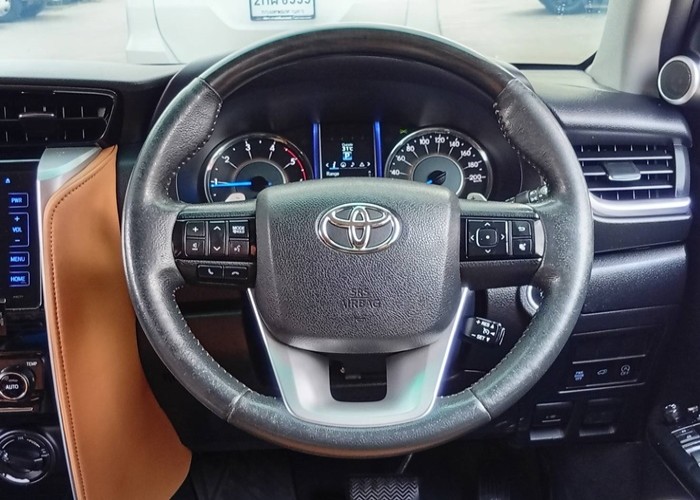 Used 3
                    TOYOTA
                     for Sale Image