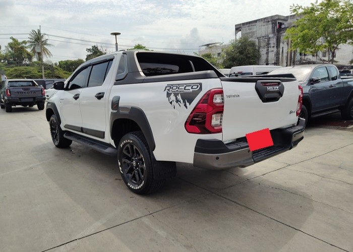 Used 6
                    TOYOTA
                     for Sale Image