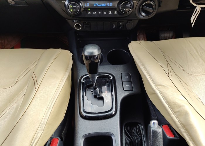 Used 6
                    TOYOTA
                     for Sale Image