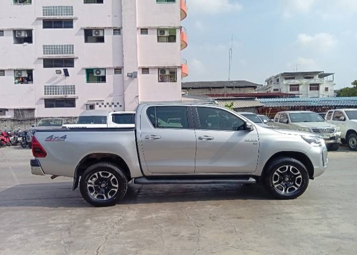 Used 4
                    TOYOTA
                     for Sale Image