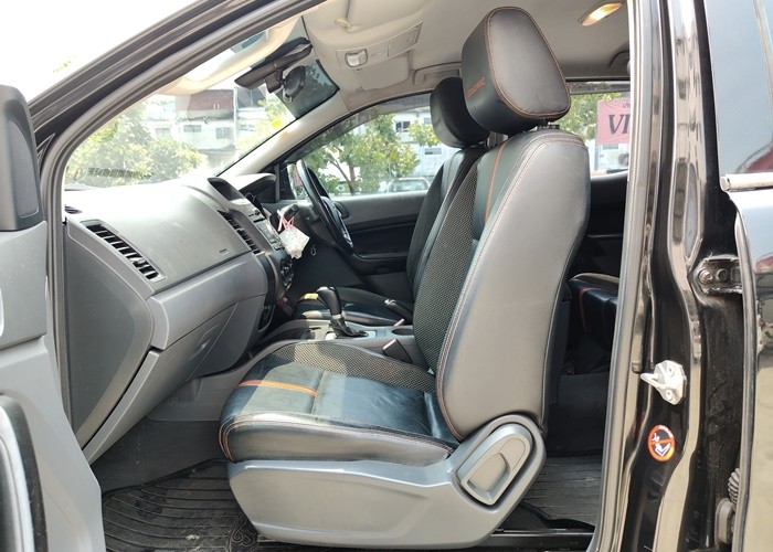 Used 6
                    FORD
                     for Sale Image