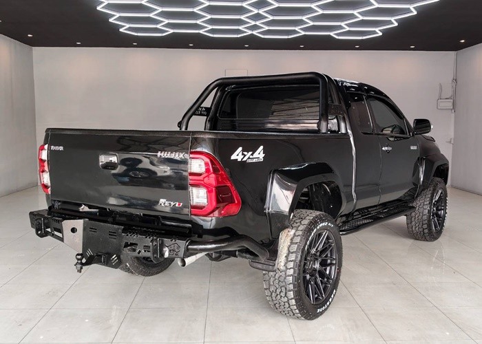 Used 12
                    TOYOTA
                     for Sale Image