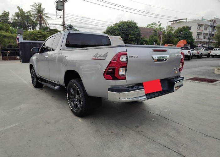 Used 5
                    TOYOTA
                     for Sale Image