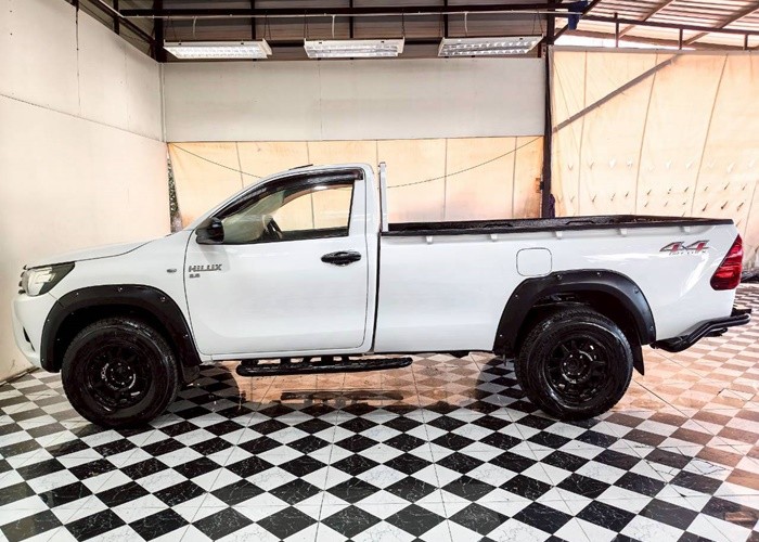 Used 10
                    TOYOTA
                     for Sale Image