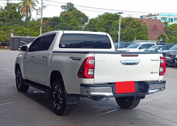 Used 8
                    TOYOTA
                     for Sale Image