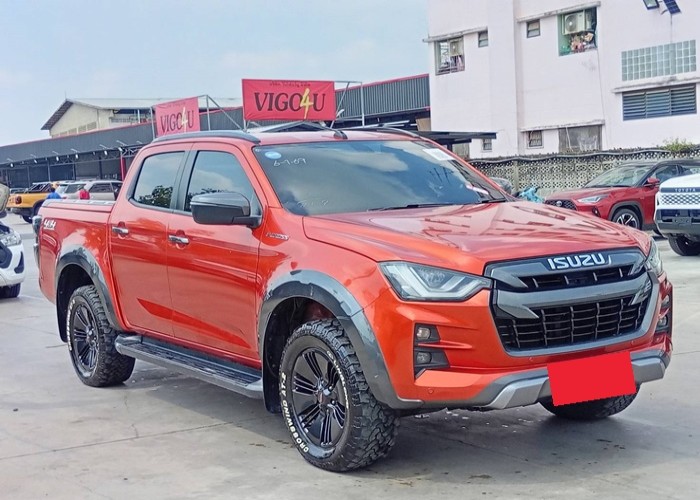 Used 1
                    ISUZU
                     for Sale Image