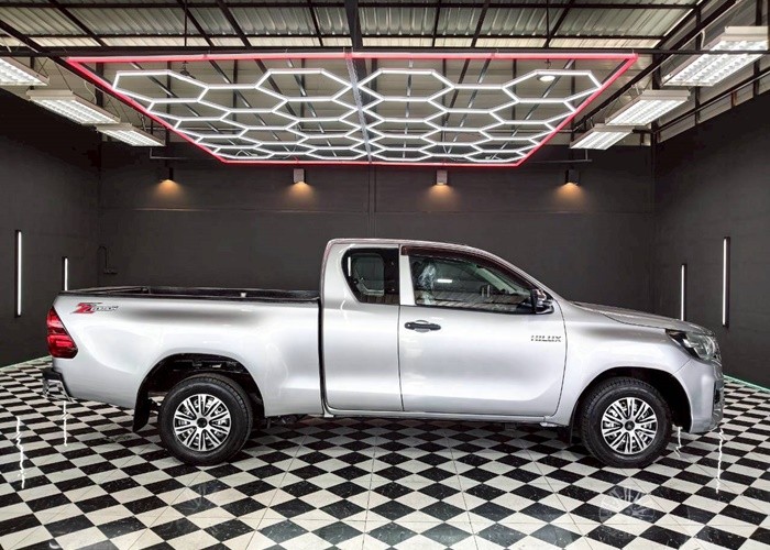 Used 7
                    TOYOTA
                     for Sale Image