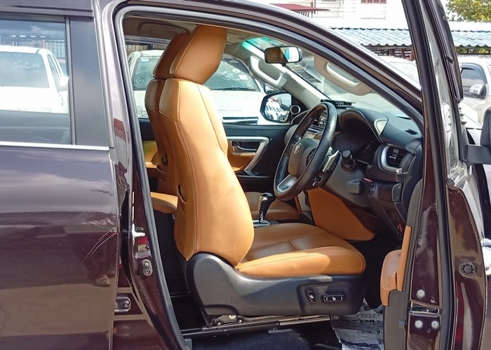 Used 9
                    TOYOTA
                     for Sale Image