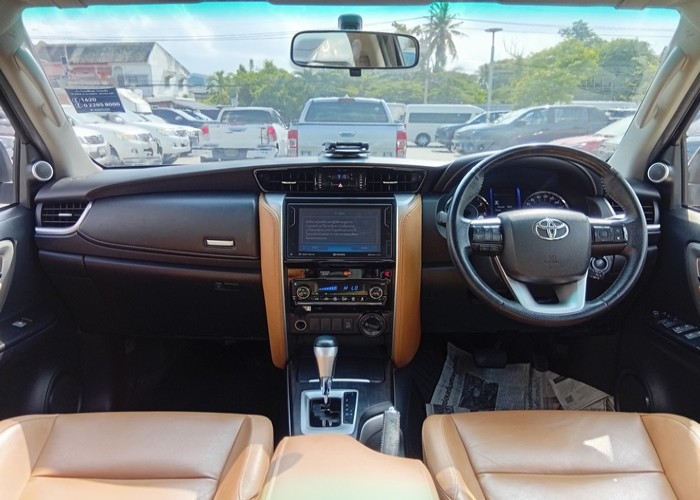 Used 9
                    TOYOTA
                     for Sale Image