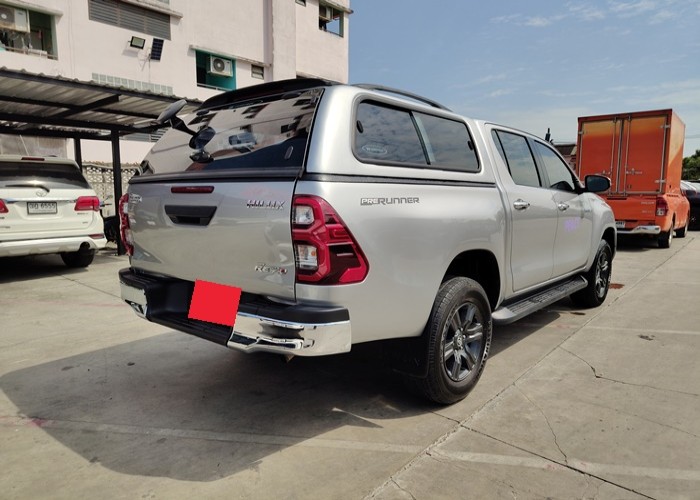 Used 12
                    TOYOTA
                     for Sale Image