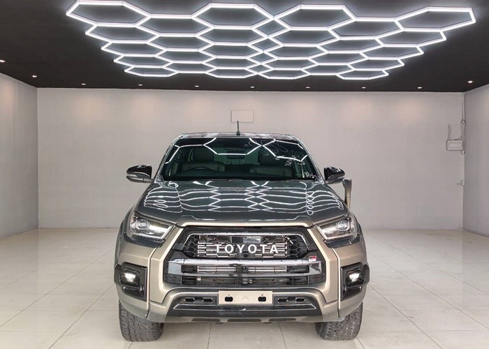 Used 12
                    TOYOTA
                     for Sale Image