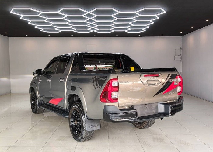 Used 12
                    TOYOTA
                     for Sale Image