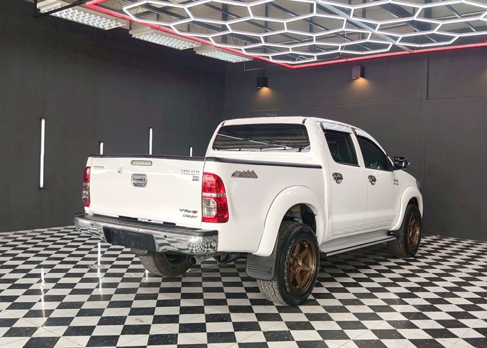 Used 12
                    TOYOTA
                     for Sale Image